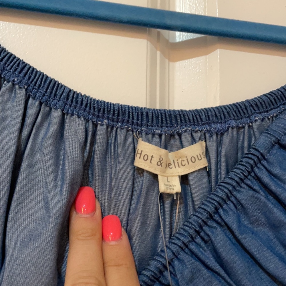 Hot chambray off shoulder top blue large - Picture 2 of 2